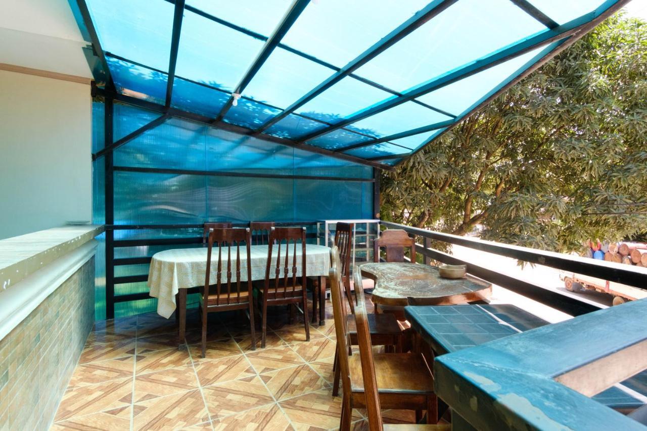 Reddoorz @ Poblacion 6 Coron Exterior photo
